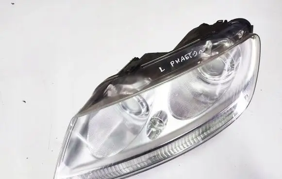 Volkswagen Phaeton Headlight/headlamp