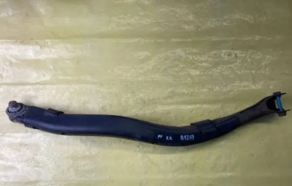 Mercedes-Benz B W245 Rear control arm A1693500229 A1693520288