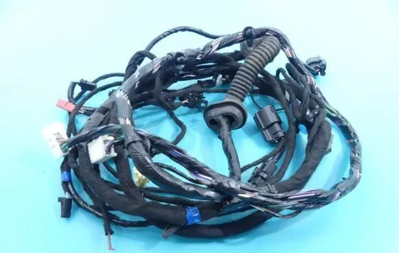 Tesla Model S Tailgate/trunk wiring harness 1004428-90-P IMPRK1148841