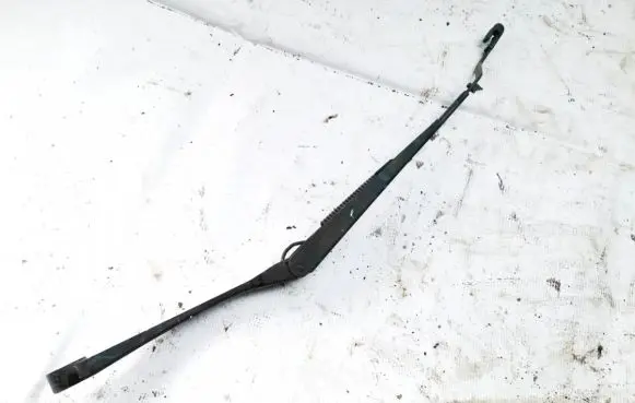 Subaru Outback Front wiper blade arm