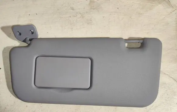 Mitsubishi Colt Sun visor