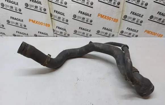 Volkswagen PASSAT B6 Engine coolant pipe/hose 3c0122101r
