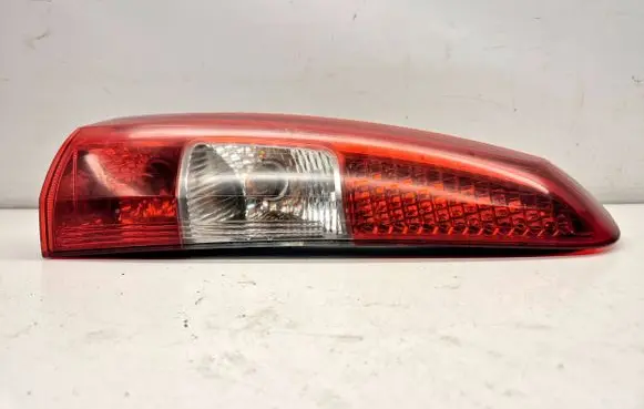 Volvo V70 Rear/tail lights 160985