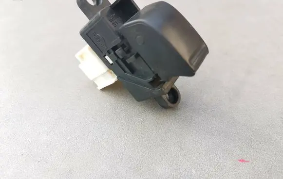 Subaru Impreza II Electric window control switch