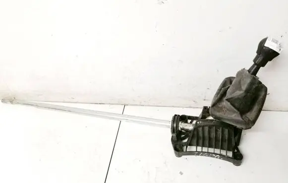 Opel Tigra B Gear shifter/selector