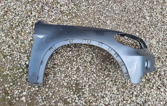BMW X5 E70 Fender