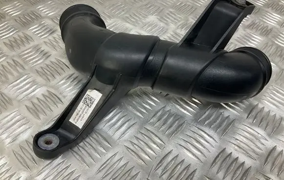 Audi Q3 8U Intercooler hose/pipe 5N0145762CD 5N0145792A