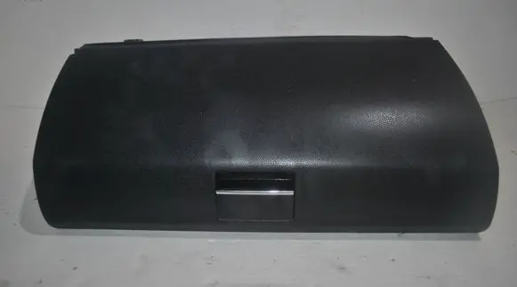 Mercedes-Benz B W245 Glove box
