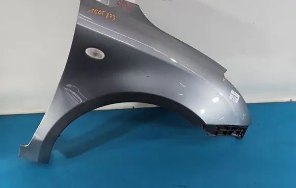 Suzuki Swift I Fender IMPRK1505873