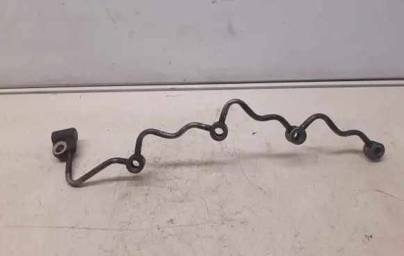 Lexus IS 220D-250-350 Fuel line pipe