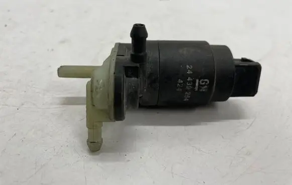 Opel Zafira C Windscreen/windshield washer pump 24439254