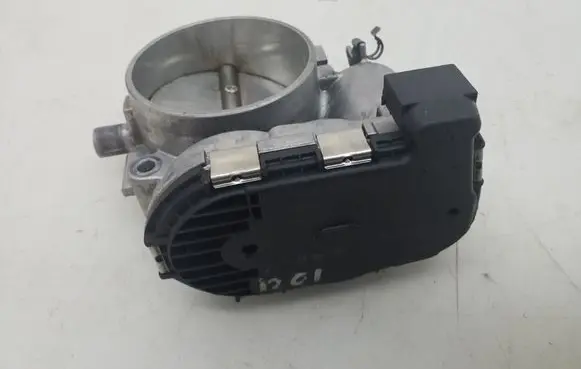 Mercedes-Benz CLS C219 Throttle valve A1131410125