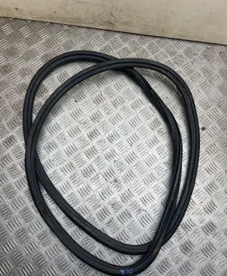 Audi A6 S6 C7 4G Front door rubber seal 