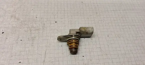 Skoda Octavia Mk2 (1Z) Camshaft position sensor 030907601D
