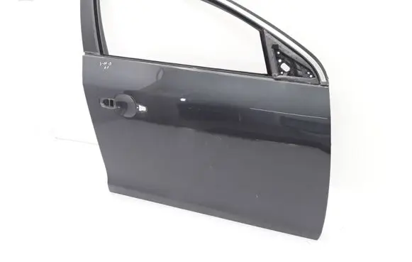 Door (2 Door Coupe)