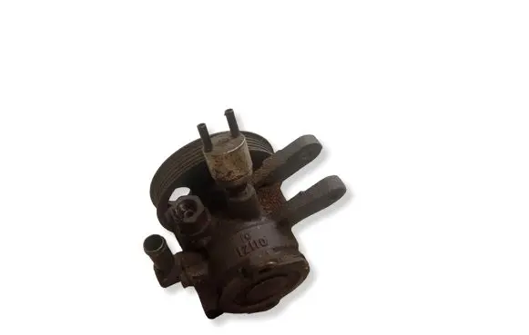 Toyota Corolla E110 Power steering pump 12110