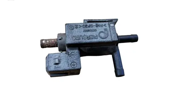 Volvo S80 Turbo solenoid valve 72224005