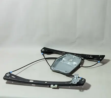 Volkswagen Jetta V Front door window regulator with motor 1K5837461B