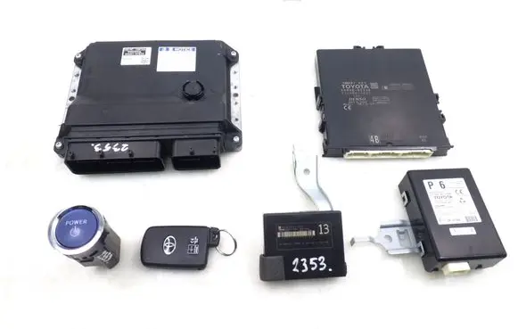 Toyota Prius+ (ZVW40) Engine ECU kit and lock set 