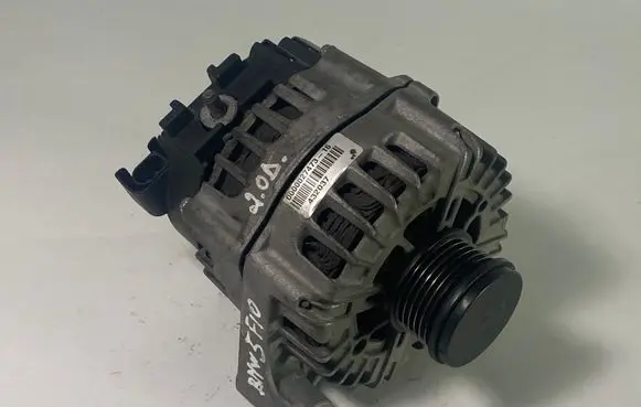 BMW 5 F10 F11 Generator/alternator 607983 FG18S052