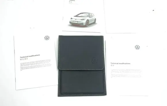 Volkswagen ID.3 Owners service history hand book 