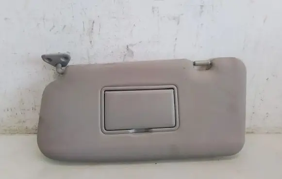 Nissan X-Trail T30 Sun visor