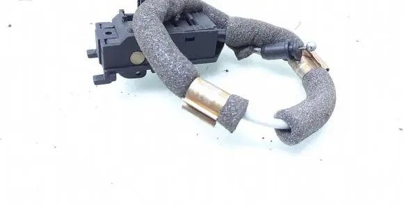 Volkswagen Phaeton Glove box lock 3D1857132B