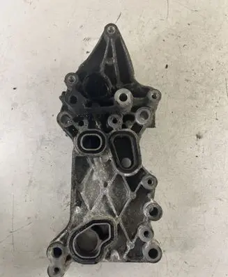 Jeep Compass Oil filter mounting bracket 70362380 70362379
