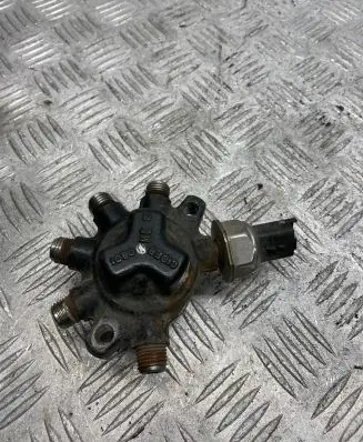 Fuel main line pipe
