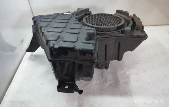 Chrysler Grand Voyager V Subwoofer speaker 05107087AF