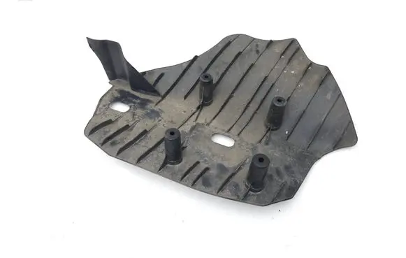 Rear underbody cover/under tray