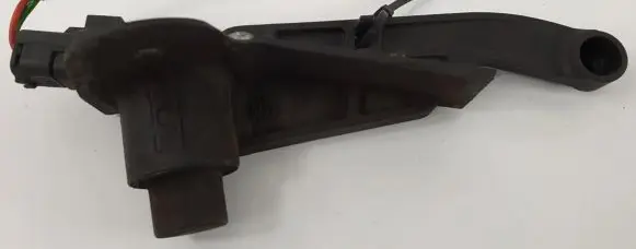 Peugeot 206 Crankshaft position sensor 9625423880