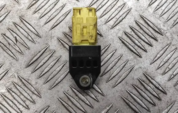 Toyota RAV 4 (XA30) Airbag deployment crash/impact sensor 8983133020 70361MRX2
