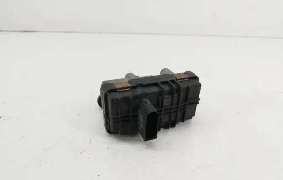 BMW 3 E90 E91 Turbine electric control actuator 6NW010430 6NW01043004 4933519410