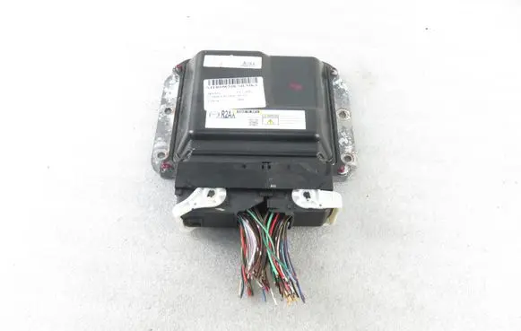 Mazda CX-7 Engine control unit/module 2758009498 R2AX18881J