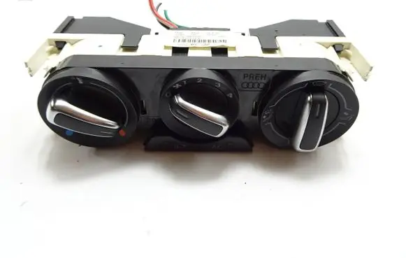 Audi A1 Climate control unit 8X0820045A 901514660000 W5221001