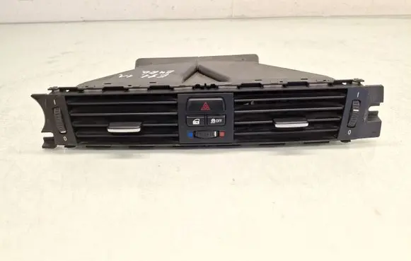 BMW 3 E90 E91 Dash center air vent grill 9130458