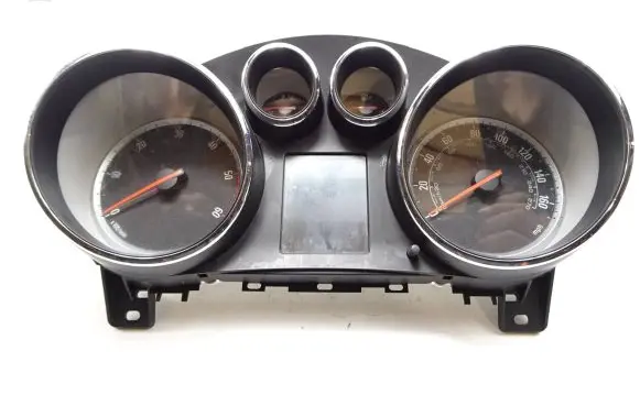 Opel Zafira C Speedometer (instrument cluster) 50158331411 600775881 13460585