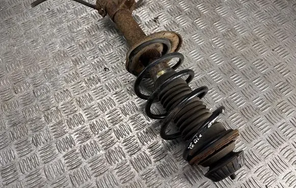 Toyota Yaris Front shock absorber/damper