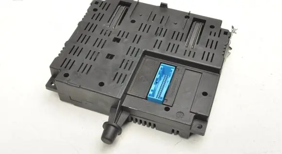 Alfa Romeo Mito Trunk lid opening control unit 50508494