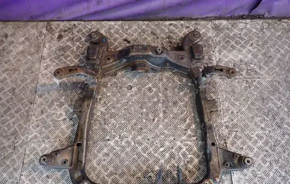 Opel Zafira A Front subframe 