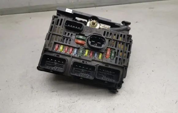 Peugeot 607 BSM Control unit 9658539680 BSML0600