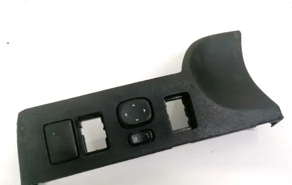 Toyota Avensis T270 Wing mirror switch 5544605080 55446-05080