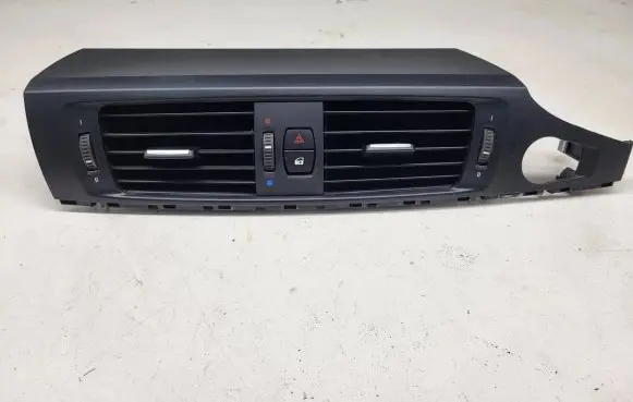 BMW X3 F25 Dash center air vent grill 9184743 208110193