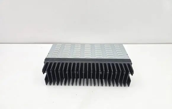 Lexus RX 330 - 350 - 400H Sound amplifier 8610048070 020024