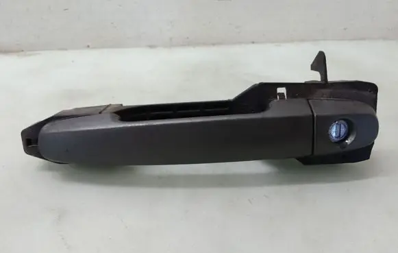 Toyota Corolla Verso E121 Front door exterior handle 242303