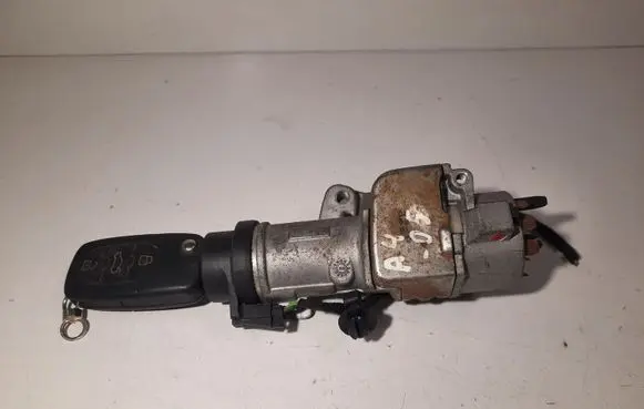Audi A4 S4 B7 8E 8H Ignition lock 4B0905851