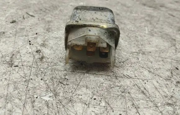 Mitsubishi Pajero Pinin Other relay 1567003