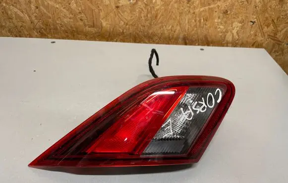 Opel Corsa E Tailgate rear/tail lights 13428453