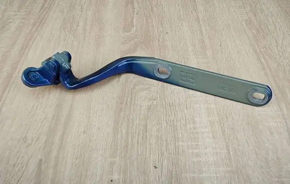 BMW 4 G22 G23 G24 G26 Tailgate/trunk/boot hinge 7487564